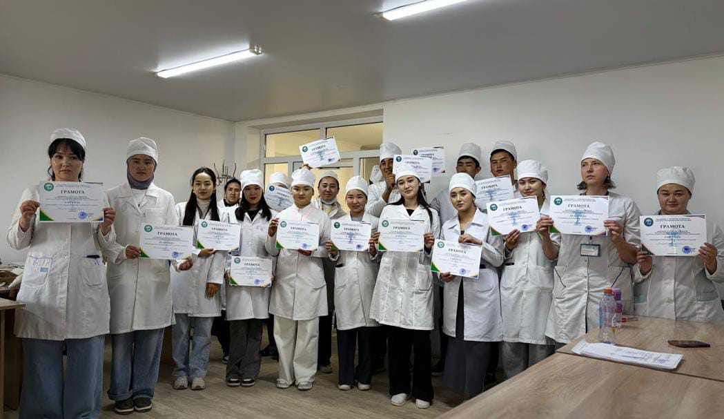 Олимпиаданын жеңүүчүлөрүн салтанаттуу сыйлоо аземи